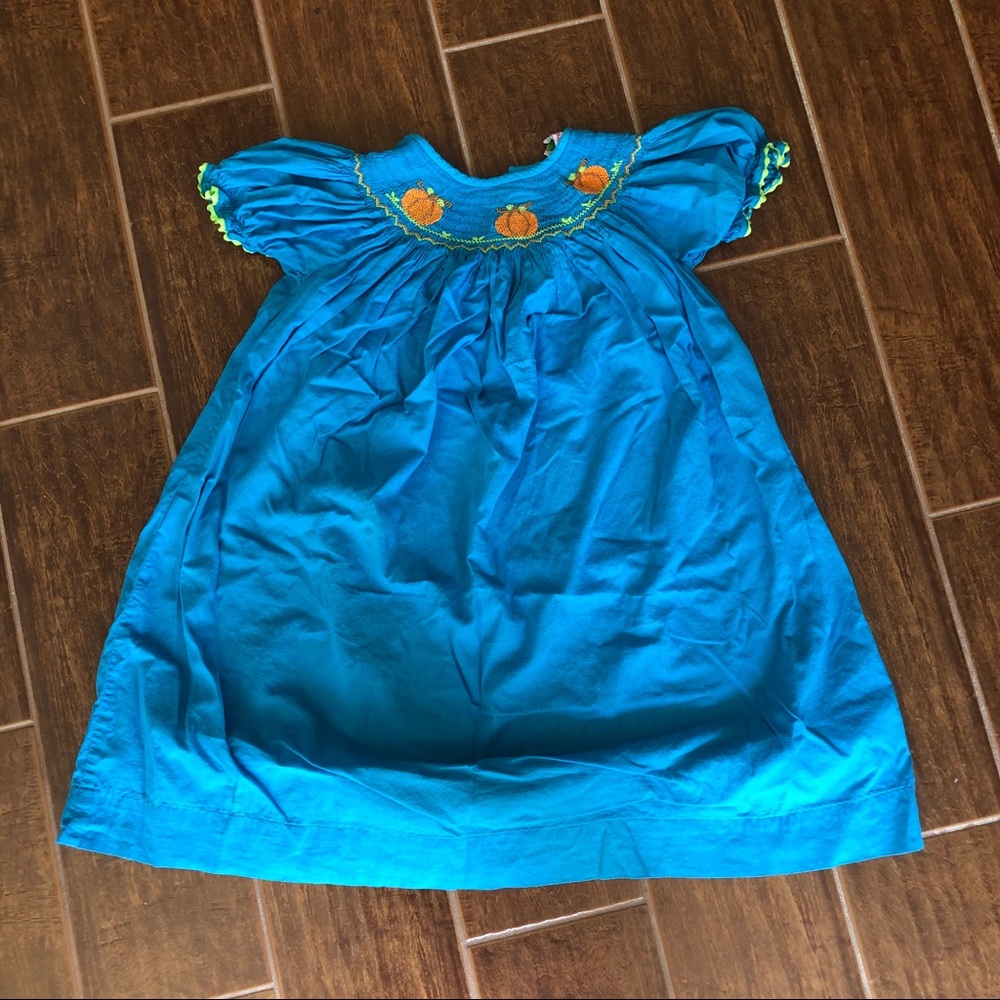 Blue girls pumpkin smocked dress